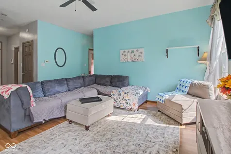 520 Farley Drive Indianapolis IN 46214