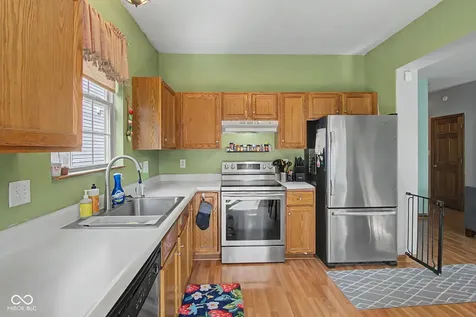 520 Farley Drive Indianapolis IN 46214
