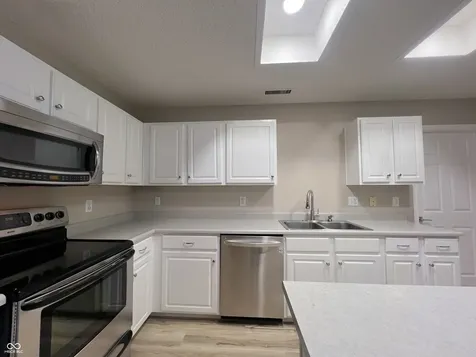 14243 Holly Berry Circle Fishers IN 46038