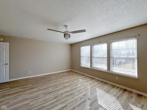 14243 Holly Berry Circle Fishers IN 46038