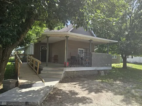 1253 Congress Street Middletown IN 47356