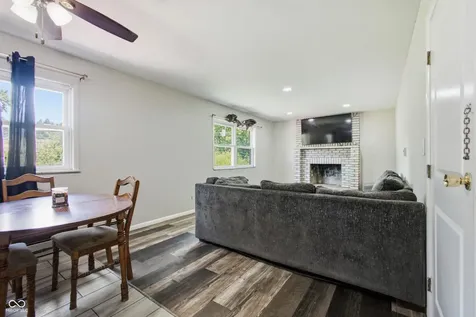 6932 W 10th Street Indianapolis IN 46214