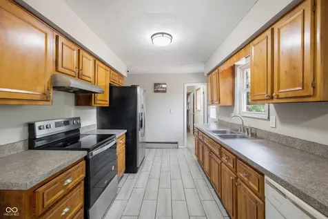 6932 W 10th Street Indianapolis IN 46214