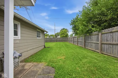 1001 S Grace Avenue Crawfordsville IN 47933