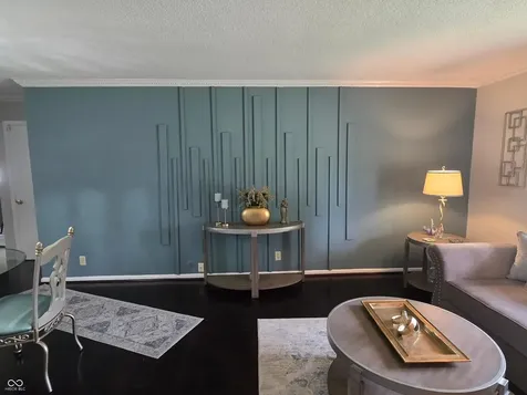 8221 Orchid Lane Indianapolis IN 46219