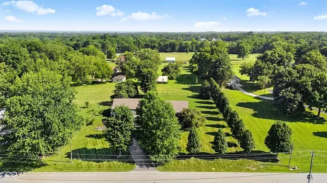 4919 E Dayhuff Road Mooresville IN 46158