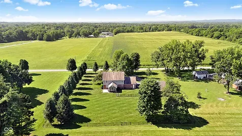 4919 E Dayhuff Road Mooresville IN 46158