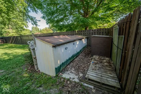 1073 N 350 W Greenfield IN 46140