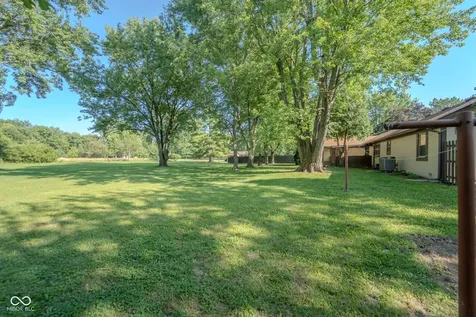 1073 N 350 W Greenfield IN 46140