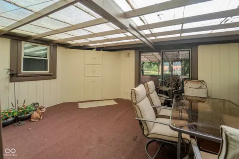 1073 N 350 W Greenfield IN 46140