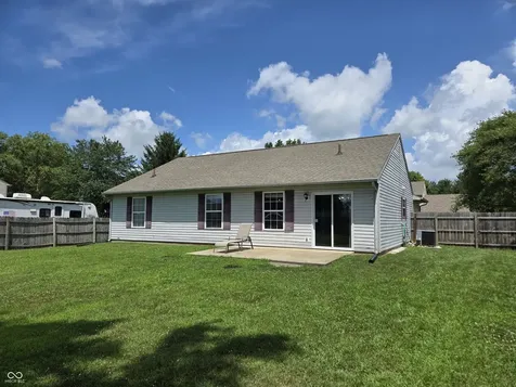 2069 Creekside Drive Seymour IN 47274