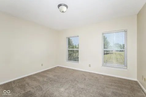 14136 Country Breeze Lane Fishers IN 46038