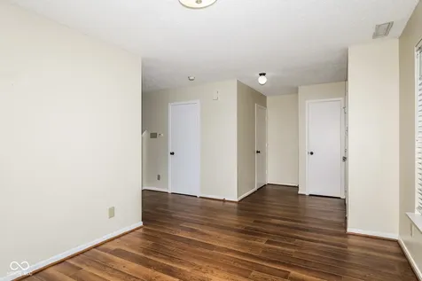 14136 Country Breeze Lane Fishers IN 46038