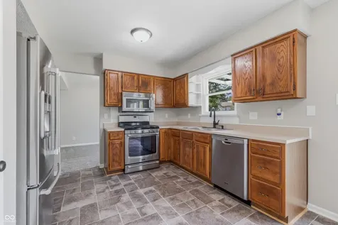 528 Tanninger Drive Indianapolis IN 46239
