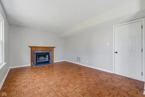 528 Tanninger Drive Indianapolis IN 46239