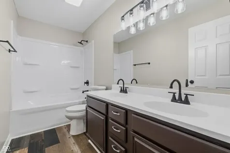 528 Tanninger Drive Indianapolis IN 46239