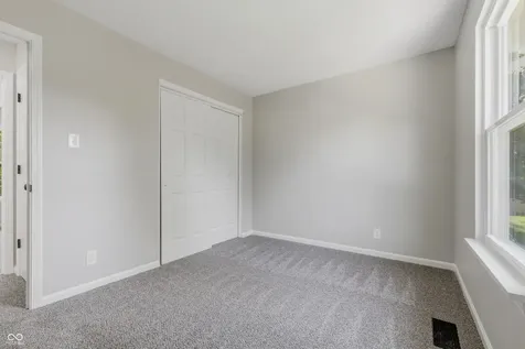 528 Tanninger Drive Indianapolis IN 46239
