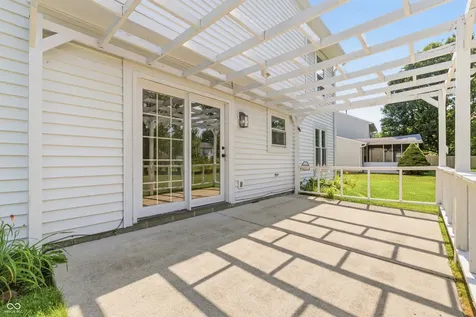 528 Tanninger Drive Indianapolis IN 46239