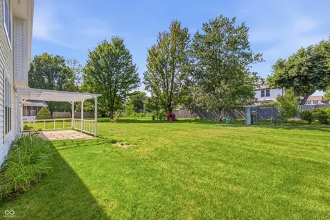 528 Tanninger Drive Indianapolis IN 46239