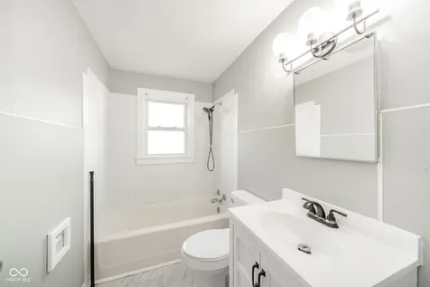 3729 Burton Place Anderson IN 46013