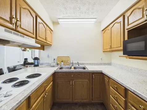 5551 Meadowood Drive Indianapolis IN 46224