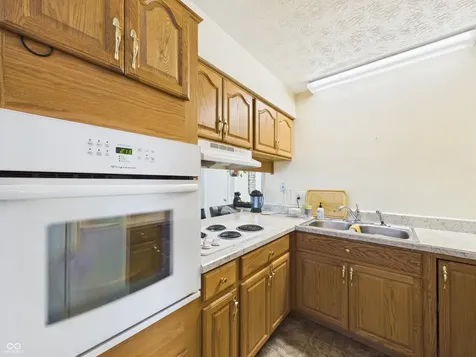 5551 Meadowood Drive Indianapolis IN 46224