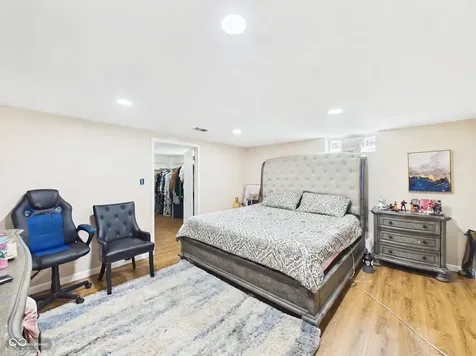 5551 Meadowood Drive Indianapolis IN 46224