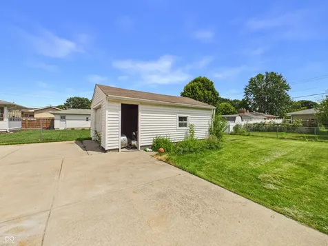 5551 Meadowood Drive Indianapolis IN 46224