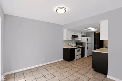 7606 Farm View Circle E Indianapolis IN 46256