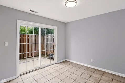 7606 Farm View Circle E Indianapolis IN 46256