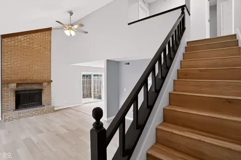 7606 Farm View Circle E Indianapolis IN 46256