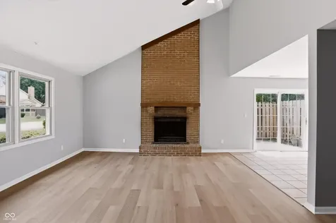 7606 Farm View Circle E Indianapolis IN 46256