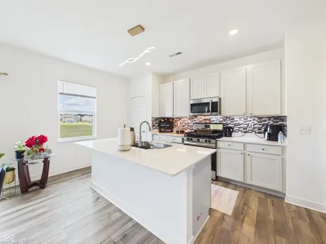 9202 Novak Court Indianapolis IN 46259