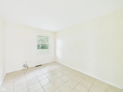 4338 Thrush Drive Indianapolis IN 46222