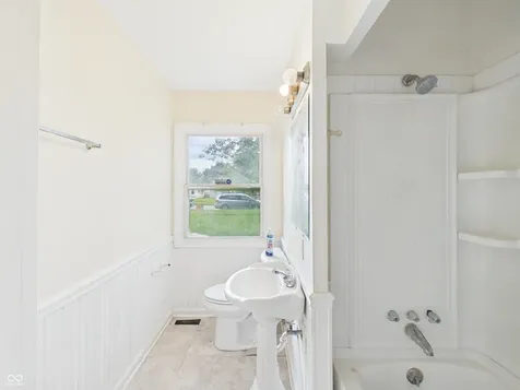 4338 Thrush Drive Indianapolis IN 46222