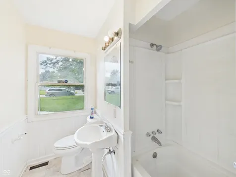 4338 Thrush Drive Indianapolis IN 46222