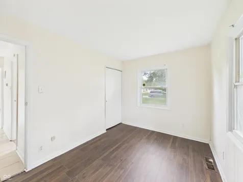 4338 Thrush Drive Indianapolis IN 46222