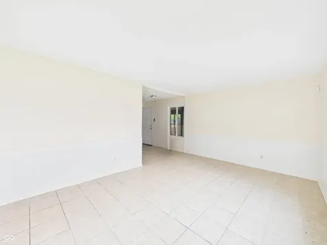 4338 Thrush Drive Indianapolis IN 46222