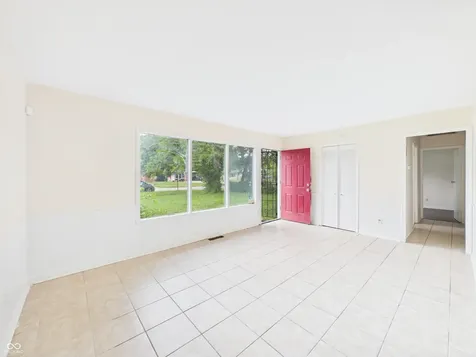 4338 Thrush Drive Indianapolis IN 46222