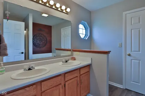 1704 Creekside Drive Brownsburg IN 46112