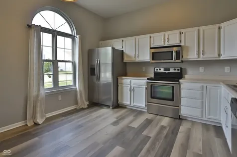 1704 Creekside Drive Brownsburg IN 46112