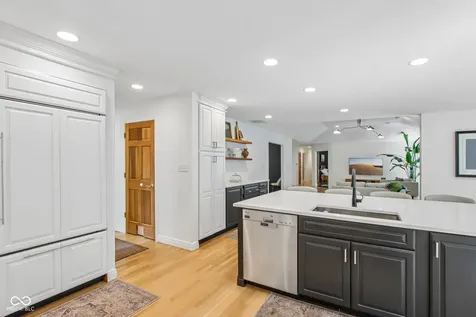 7655 Randue Court Indianapolis IN 46278