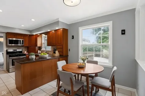 7148 E 65th Street Indianapolis IN 46256