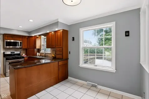 7148 E 65th Street Indianapolis IN 46256