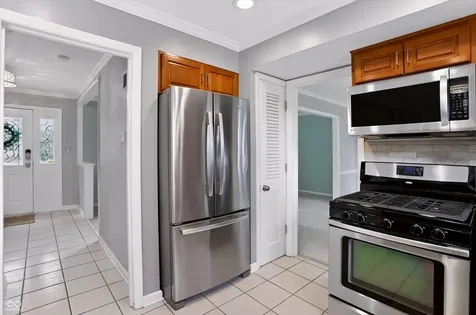 7148 E 65th Street Indianapolis IN 46256