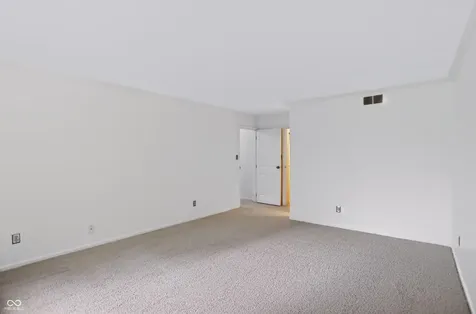 7148 E 65th Street Indianapolis IN 46256