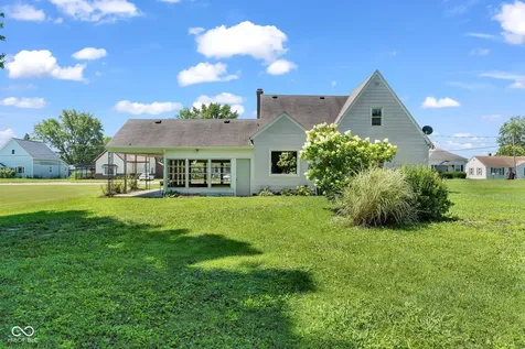 314 W Main Street Jamestown IN 46147