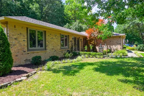 534 Greenlee Drive Indianapolis IN 46234