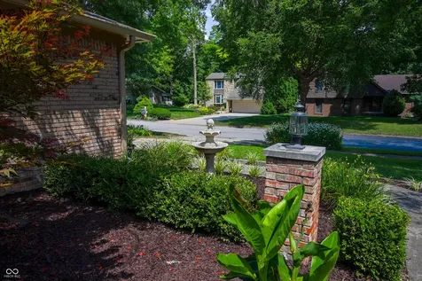 534 Greenlee Drive Indianapolis IN 46234