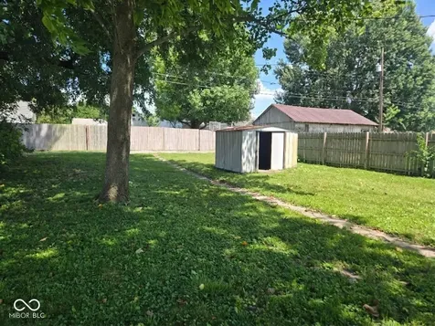 305 S Vine Street Seymour IN 47274